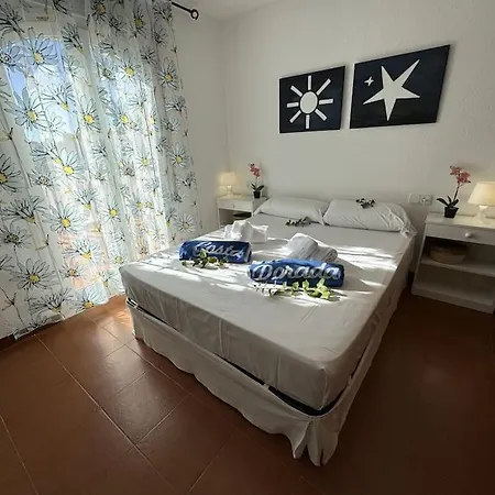 Arenda Nadina Adosado En Pino Alto Miami Playa