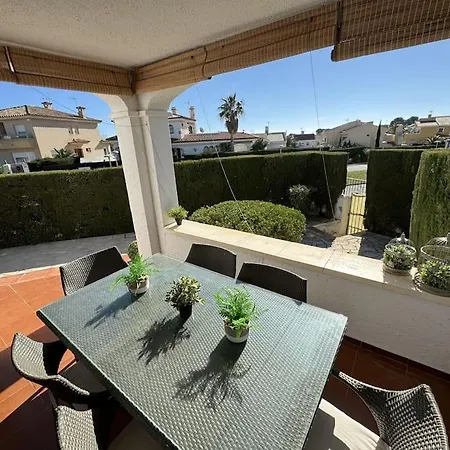 Arenda Nadina Adosado En Pino Alto Holiday home